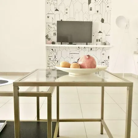 Landhuis Adhili 2 *